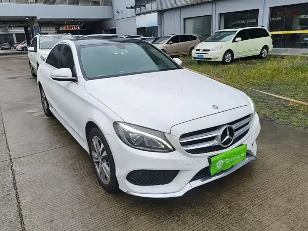 Фото 4 - Mercedes-Benz C-Class