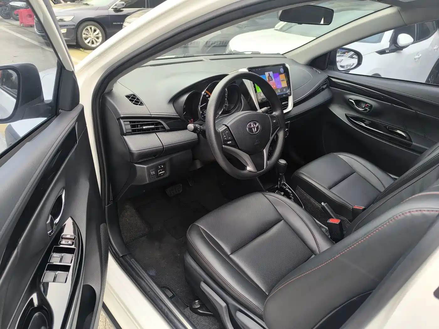 Toyota YARiS L Zhi Xuan 2022 Zhi Xuan X 1.5L CVT Luxury PLUS Edition фото 9