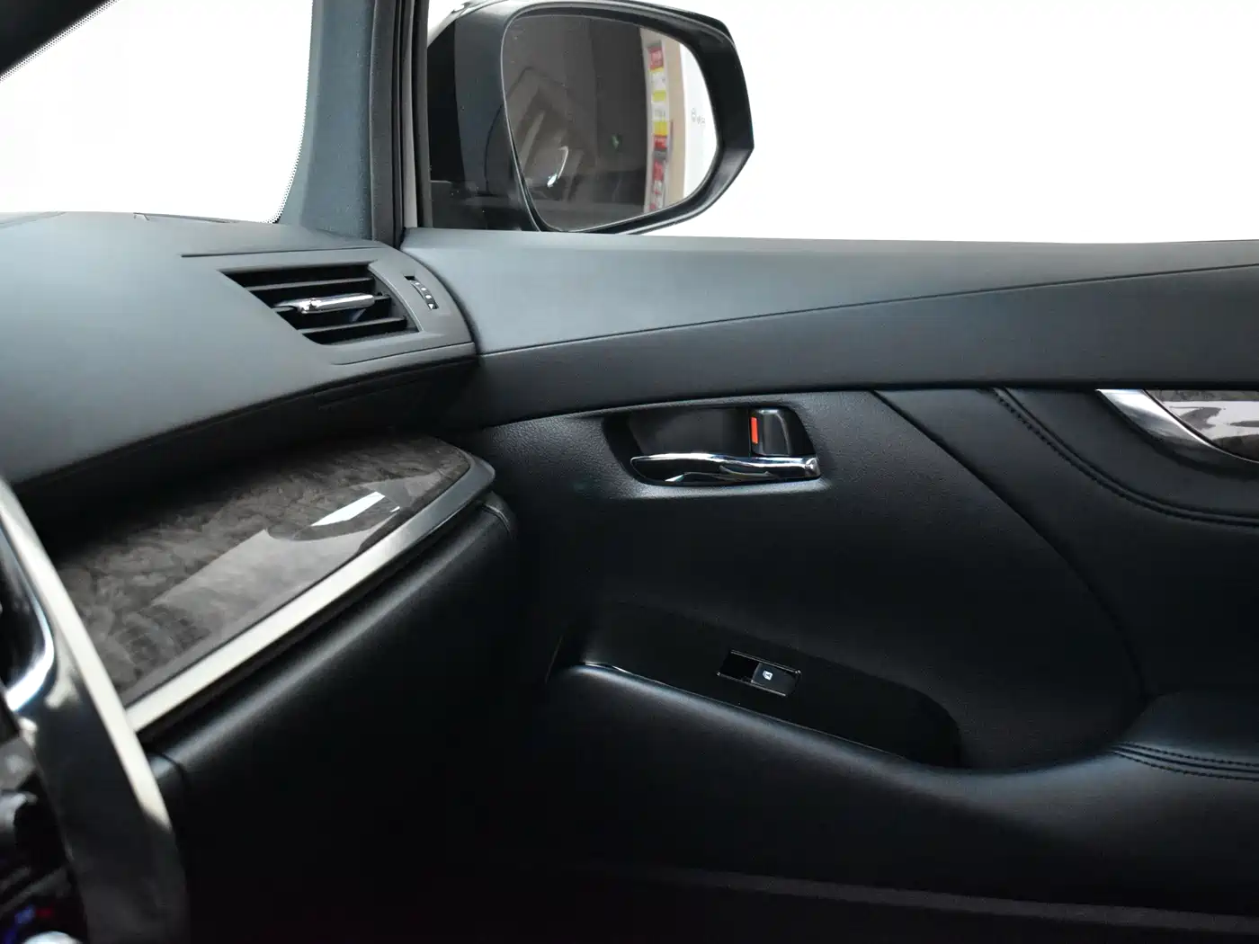 Toyota Vellfire 2020 2020 Twin Engine 2.5L HV Premium Edition
