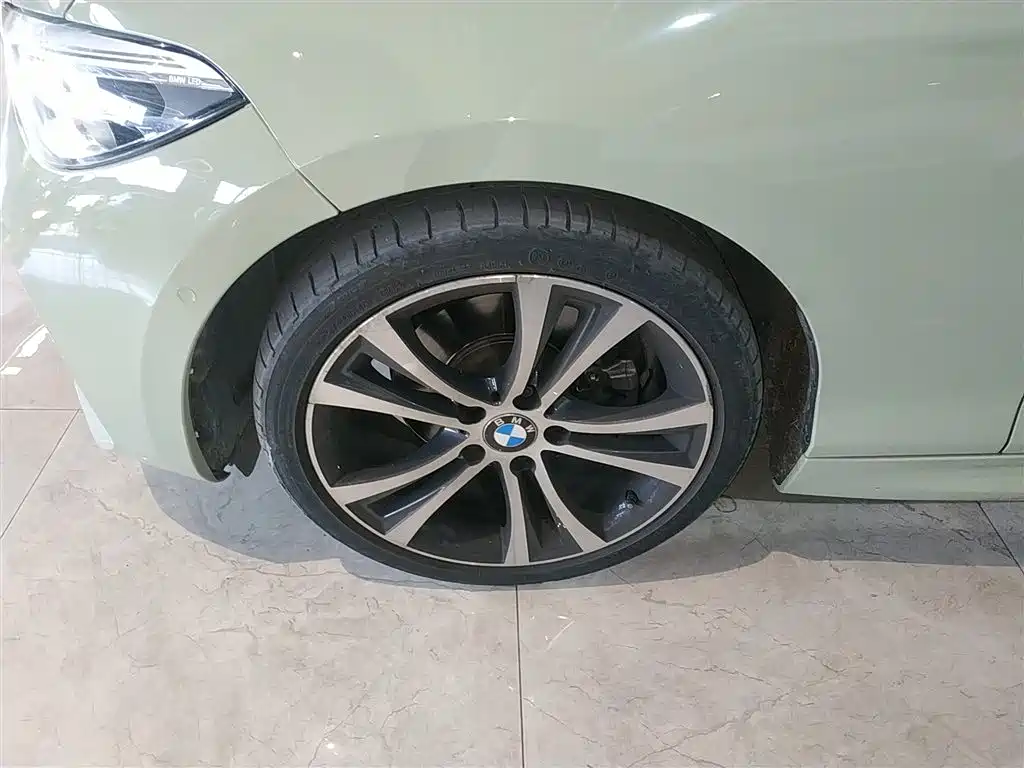 BMW 2 Series (Import) 2019 225i Sport Design Package фото 23