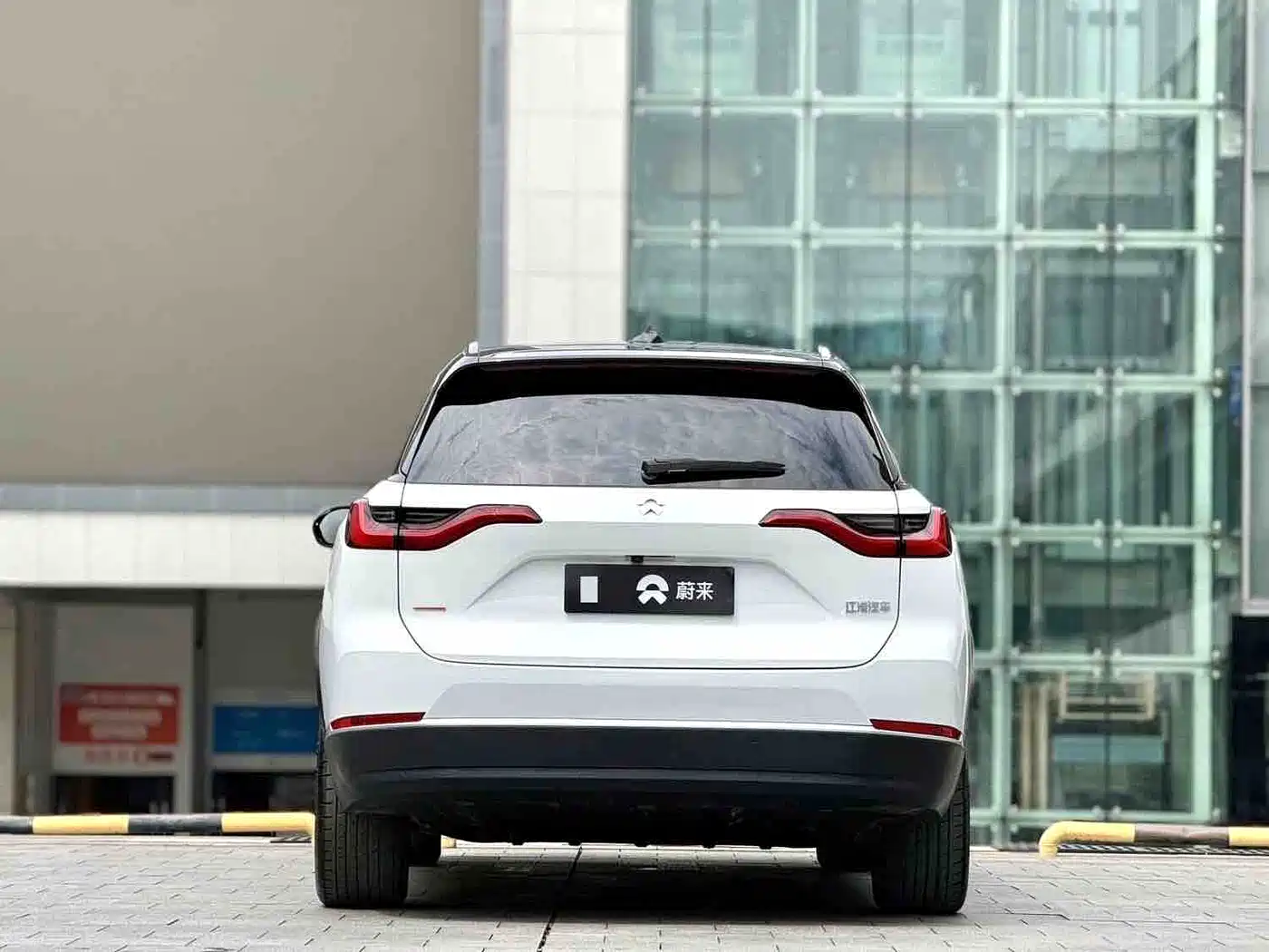 NIO ES8 2021 2020 485KM Signature Edition 6-Seater