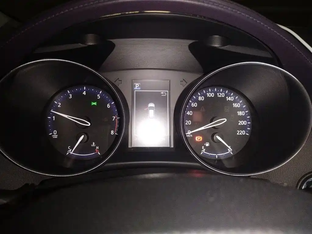Toyota C-HR 2020 Model 2.0L Leading фото 4