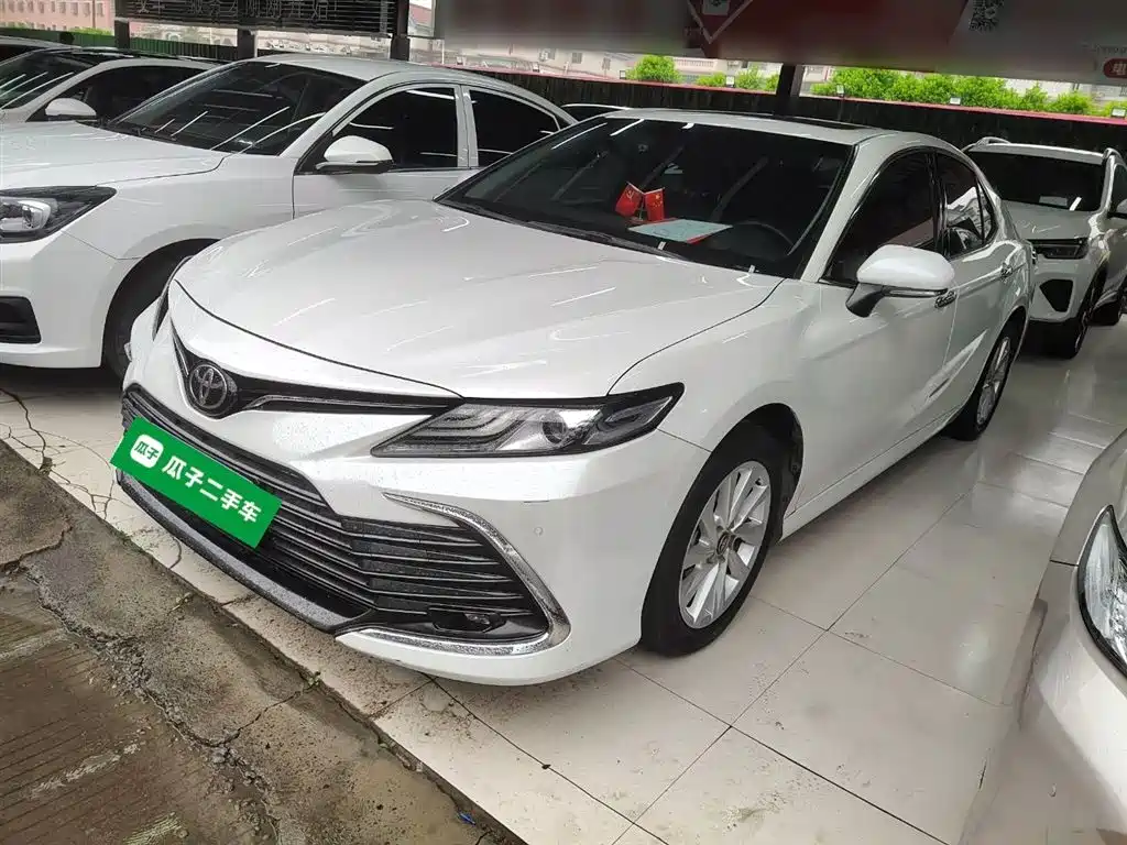 Toyota Camry 2021 2.0G Luxury Edition