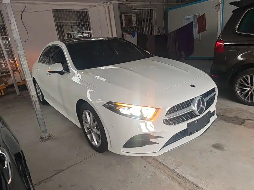 Mercedes-Benz A-Class 2022 Facelift A 200 L Sport Sedan Fashion Style фото 4
