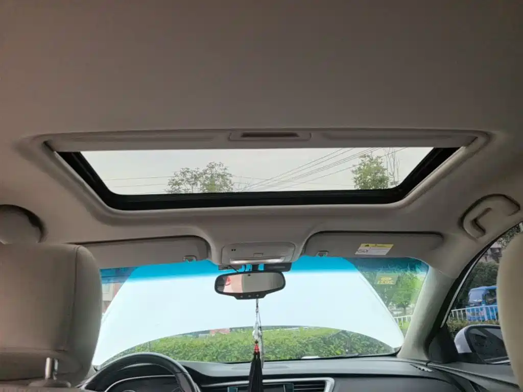 Buick Excelle 2019 15T DCT Connected Elite Type China VI фото 18
