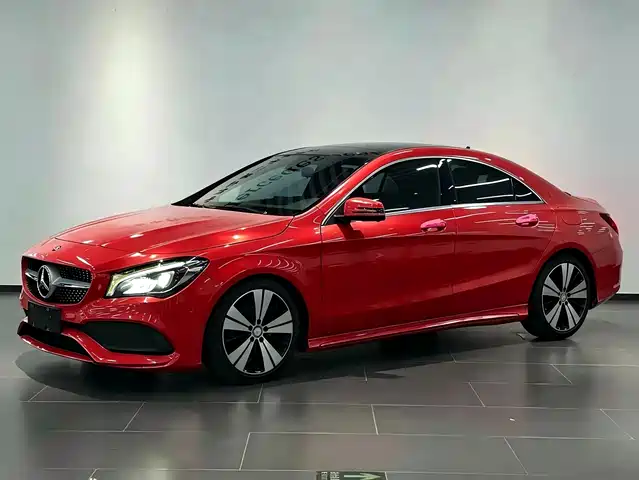 Mercedes-Benz CLA (Import) 2017 Facelift CLA 200 Style — фото 1