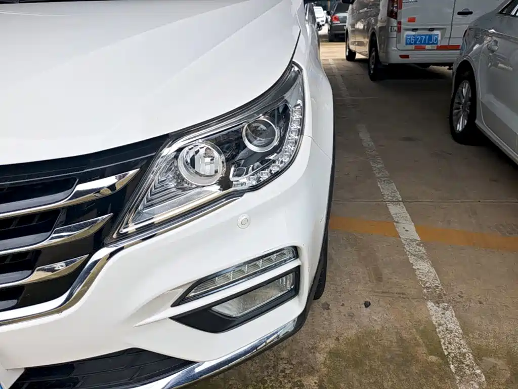 Baojun 560 2017 2017 Rhythm Edition 1.8L iAMT Premium Type