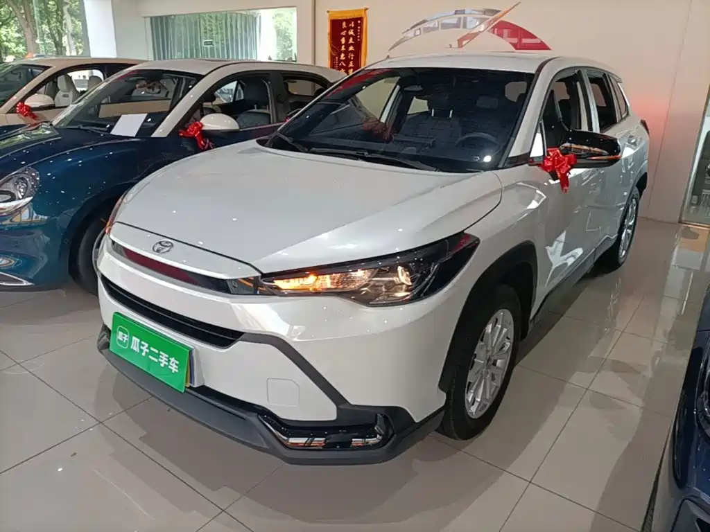 Toyota Frontlander 2024 2.0L CVT Leading Plus Edition