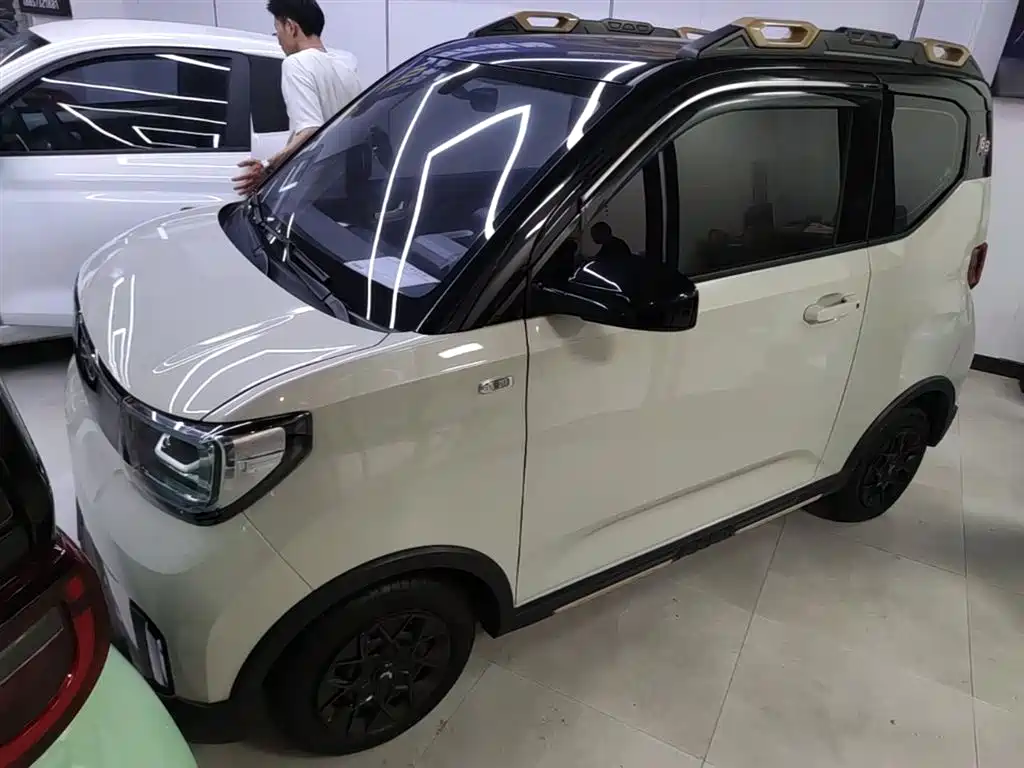 Wuling Motors Hongguang MINIEV 2022 GAMEBOY 200km Play Edition LFP