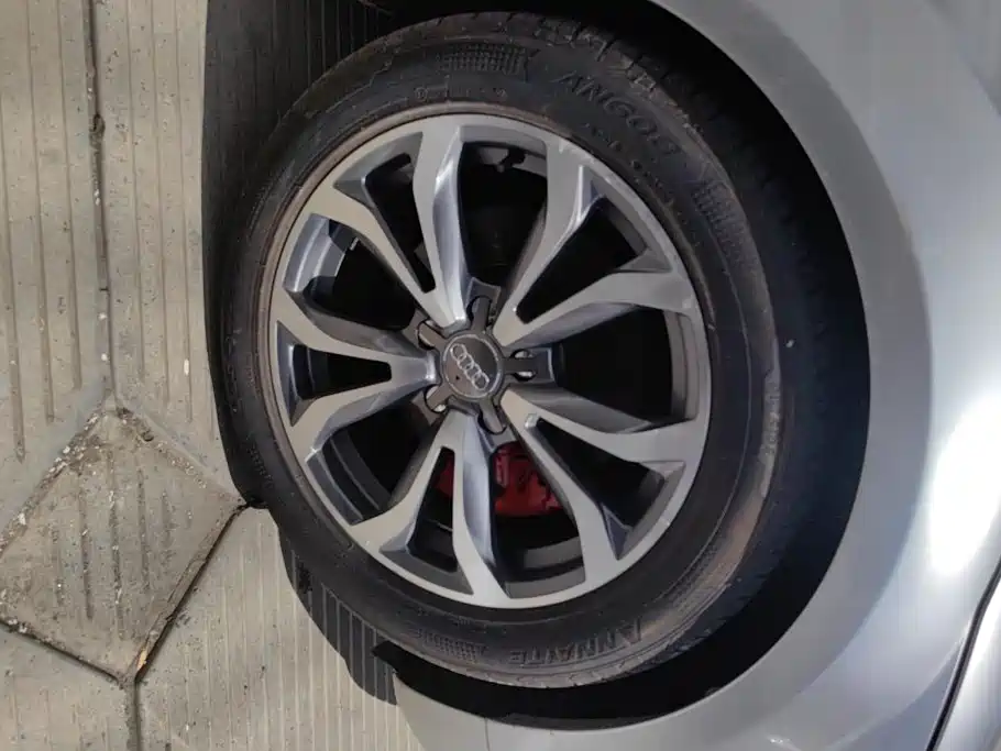 Audi TT 2012 2011 TT Coupe 2.0TFSI