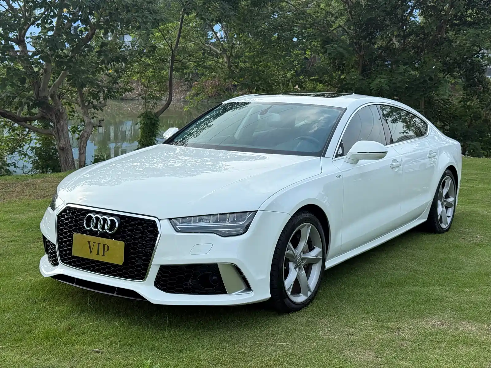 Фото 1 - Audi A7