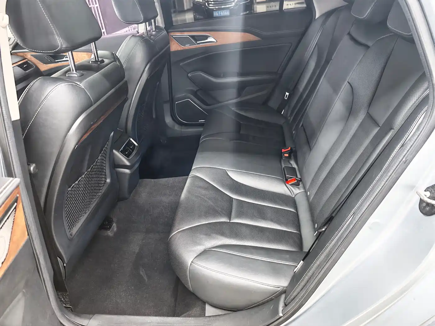 Hongqi H5 2018 30TD Smart Connected Royal Edition фото 14