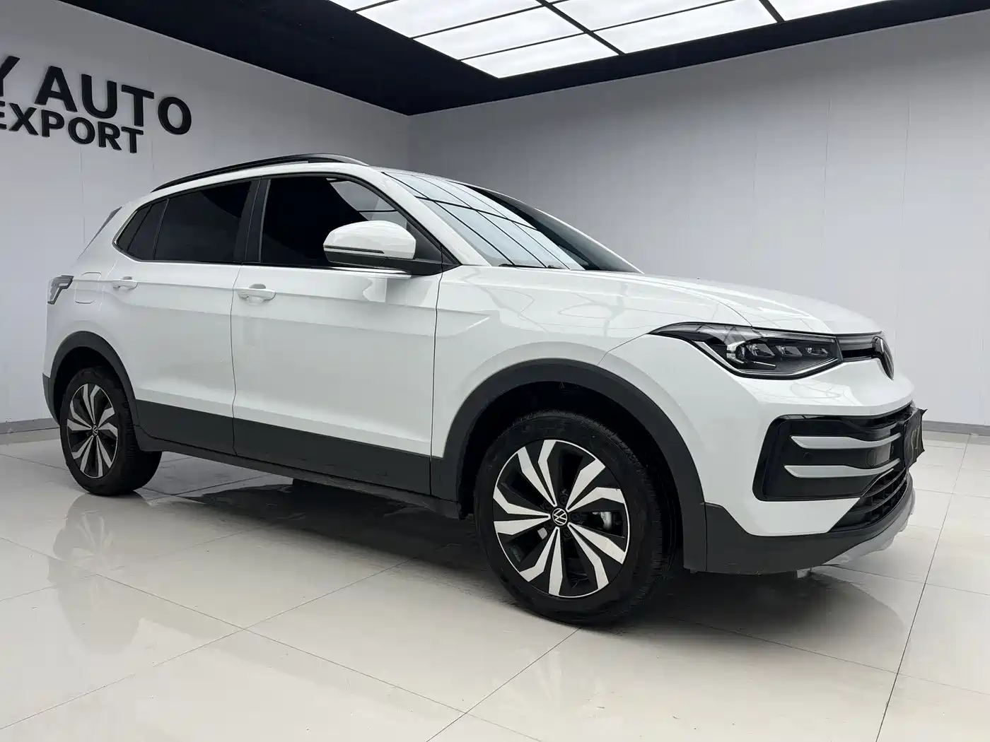 Volkswagen Tharu 2025 New Edge 1.5L Aspiration Edition фото 3