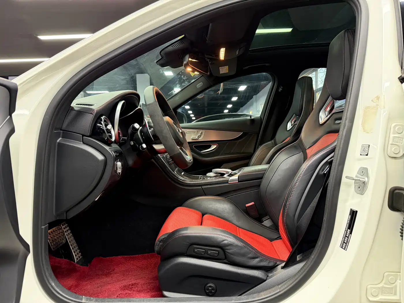 Mercedes-Benz C-Class AMG 2015 AMG C 63 фото 4