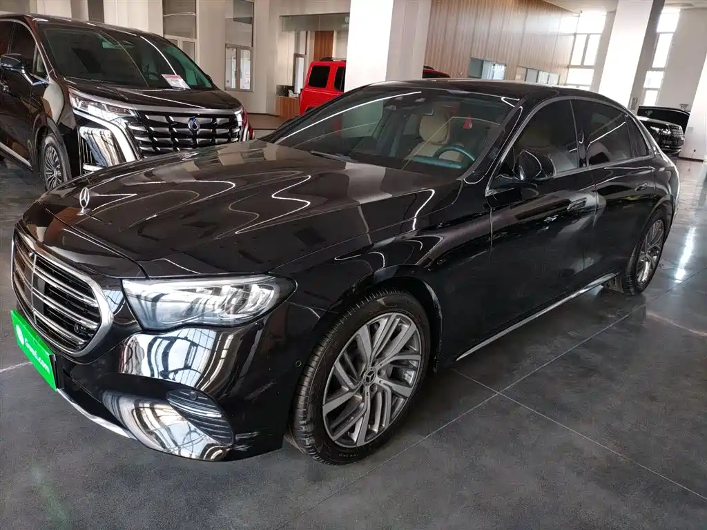 Mercedes-Benz E-Class 2024 E 300 L Fashion