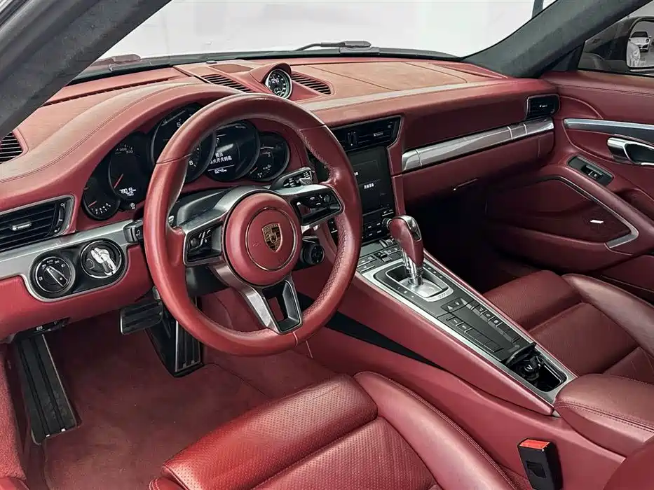 Porsche 911 2016 Carrera 3.0T фото 9