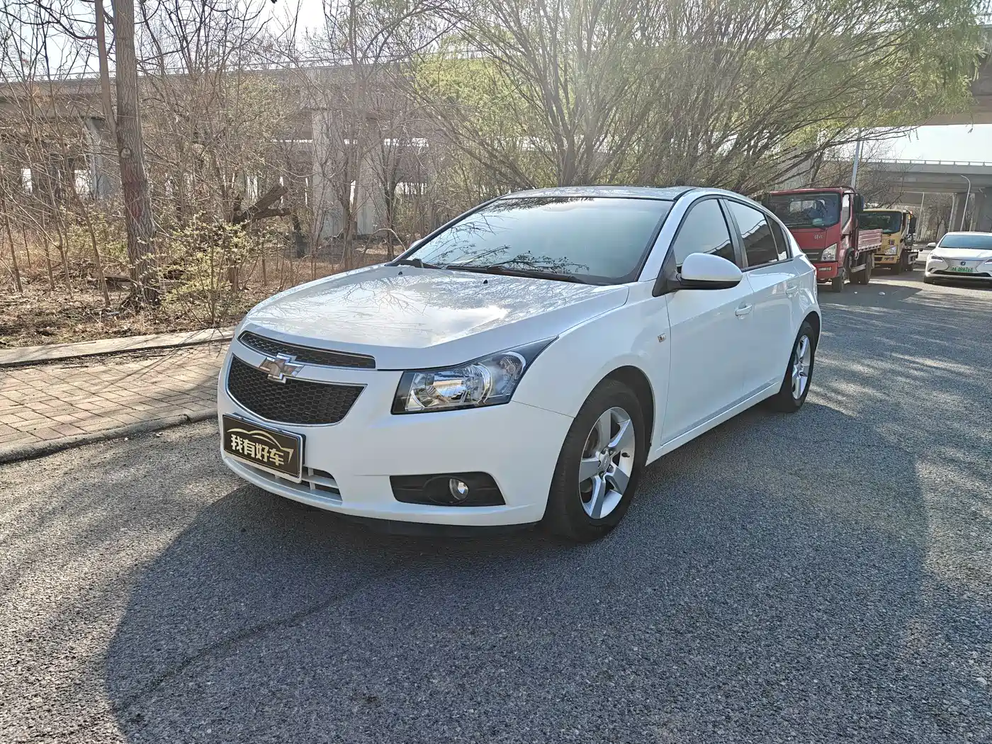 Chevrolet Cruze 2013 Hatchback 1.6L Manual Luxury