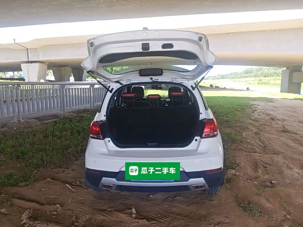 Фото 19 - Haval H1