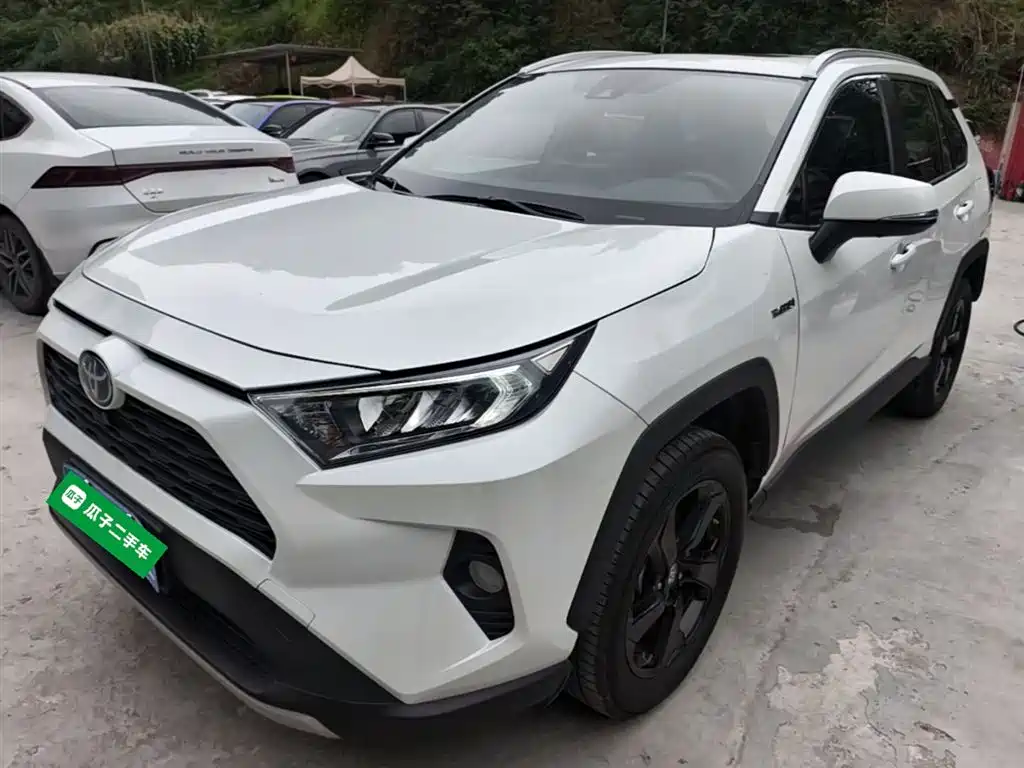 Toyota RAV4 Rongfang 2021 Facelift Hybrid 2.5L E-CVT 4WD Elite PLUS фото 2
