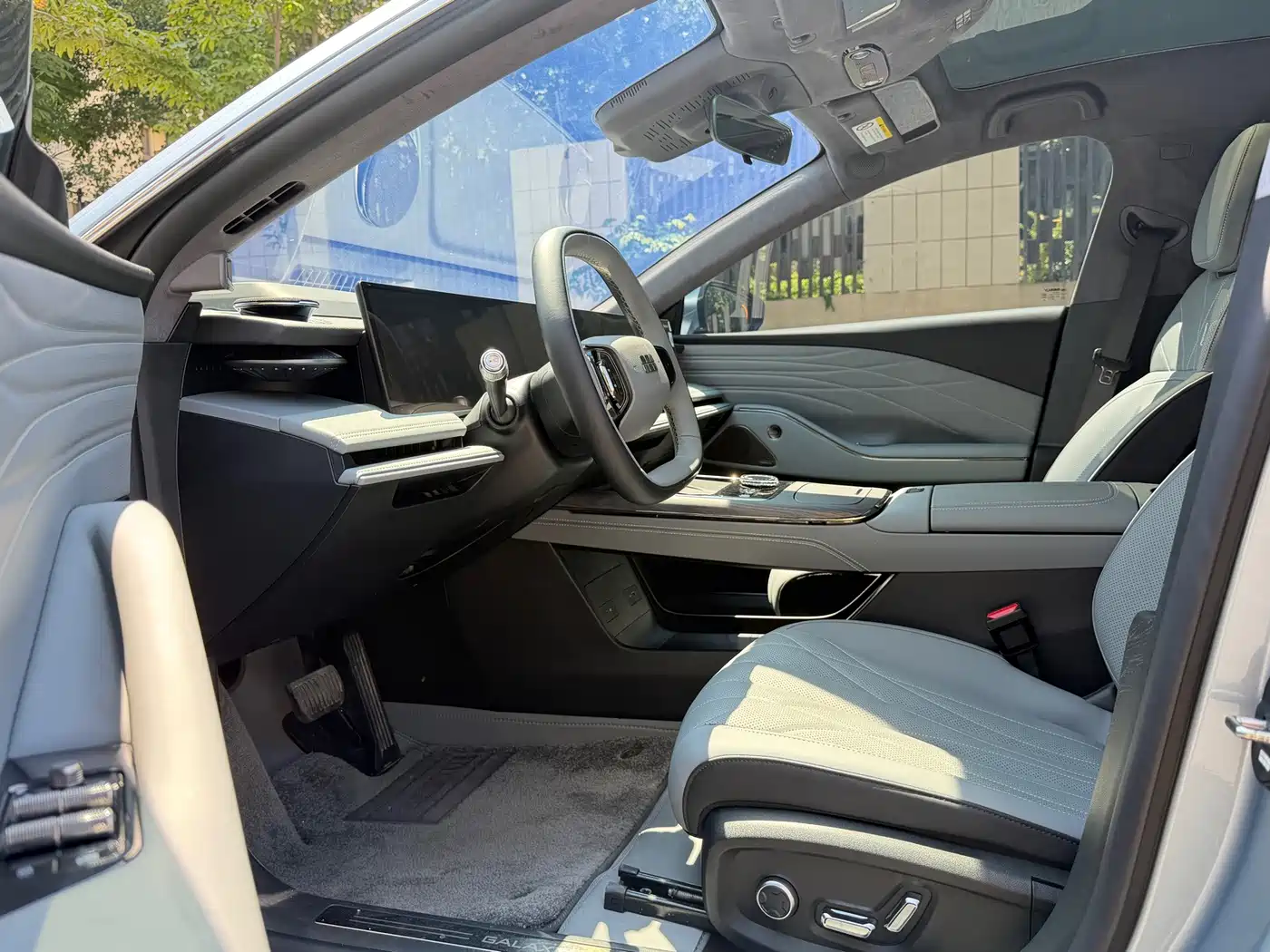 Geely Galaxy Galaxy E8 2025 2025 700km Long Voyage Smart Drive Edition