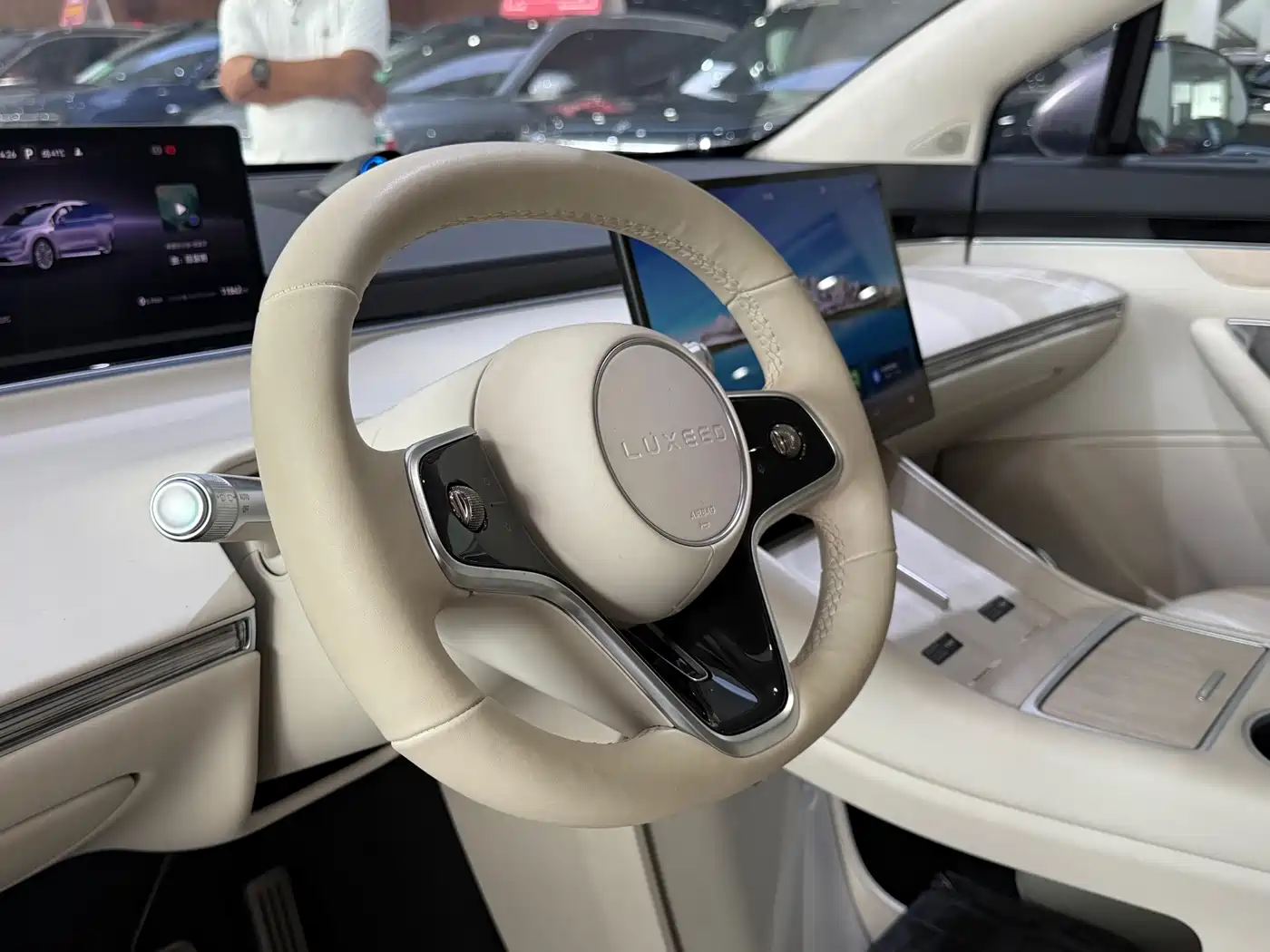 Zhijie Luxeed R7 2025 2025 Extended Range 331km Ultra
