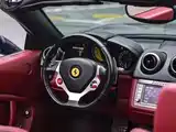 Фото 2 - Ferrari California T