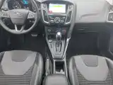 Фото 16 - Ford Focus