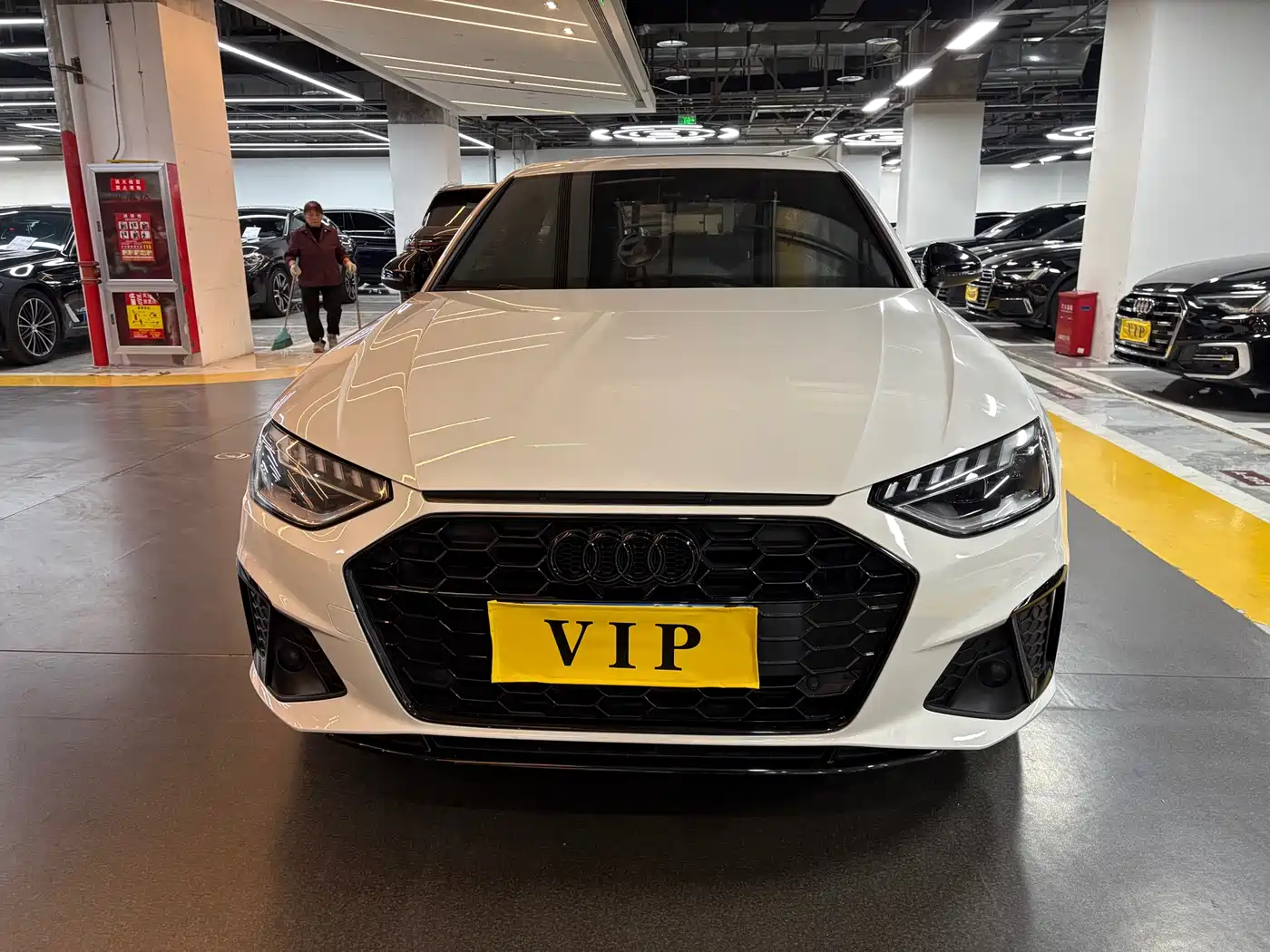 Audi A4L 2024 40 TFSI Luxury Dynamic фото 2