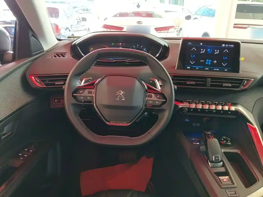 Peugeot 5008 2018 2017 380THP 7-seat Luxury Edition