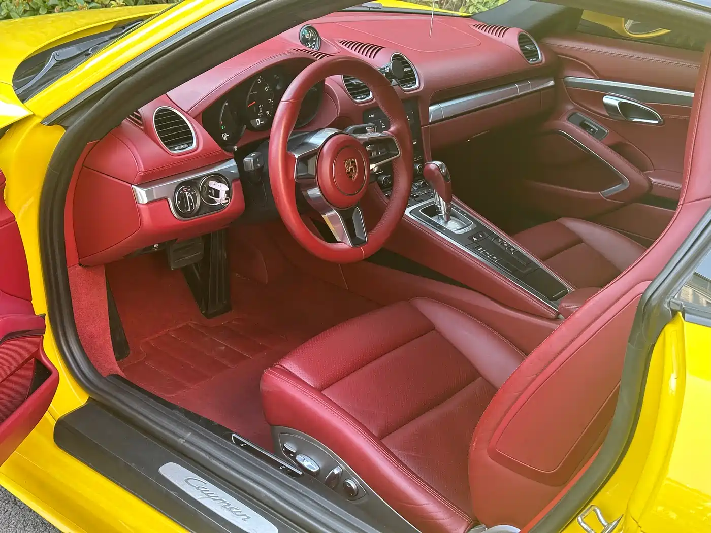 Porsche 718 2018 Cayman 2.0T фото 7