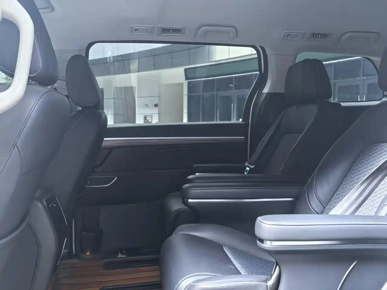 GAC Trumpchi Trumpchi M8 2023 Leading Series 390T Luxury Edition фото 10
