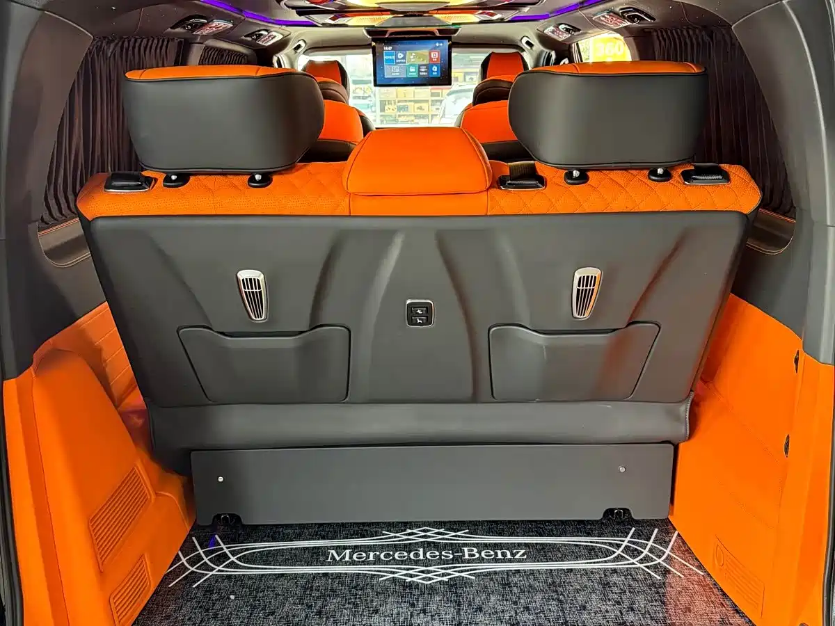 Mercedes-Benz Vito 2021 2.0T Business Edition 7-seater фото 12