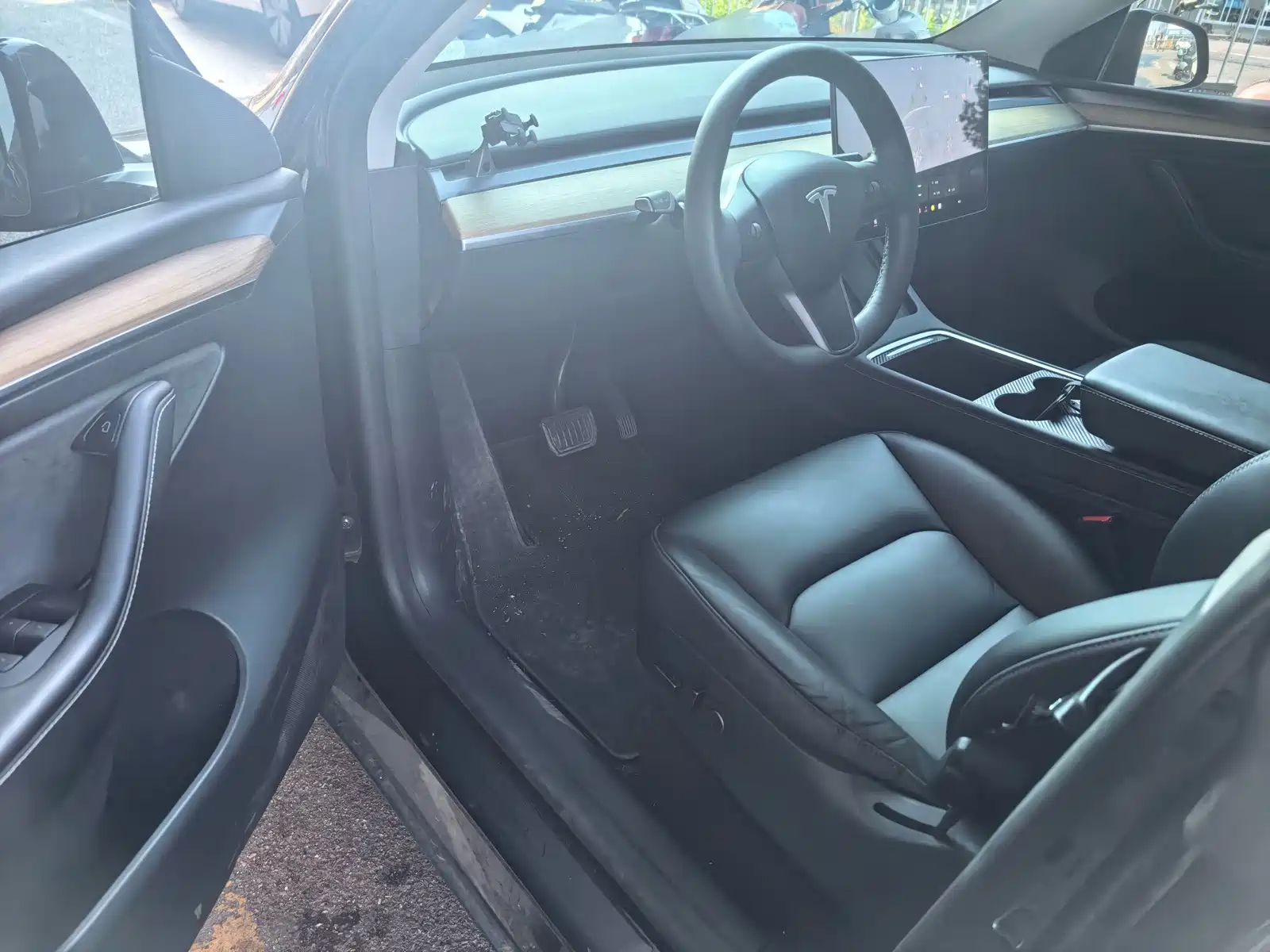 Фото 3 - Tesla Model Y