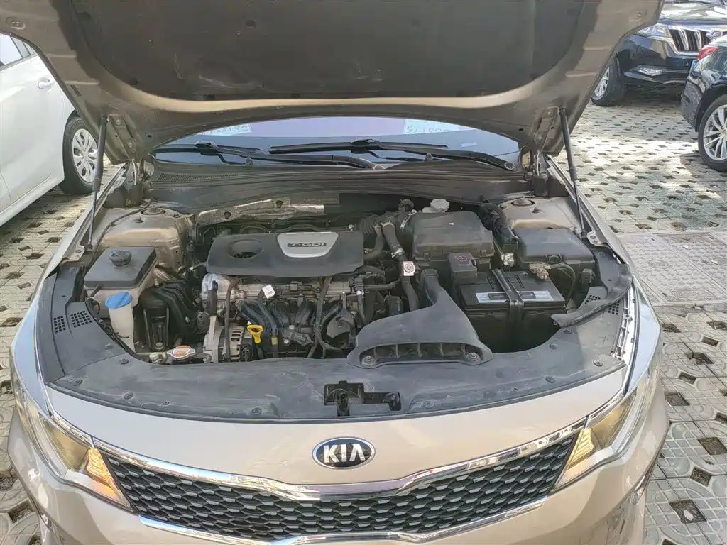 Kia K5 2016 1.6T Automatic LUX фото 16