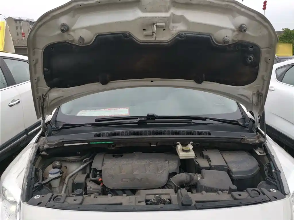 Peugeot 3008 2016 2.0L Automatic Classic Edition фото 16