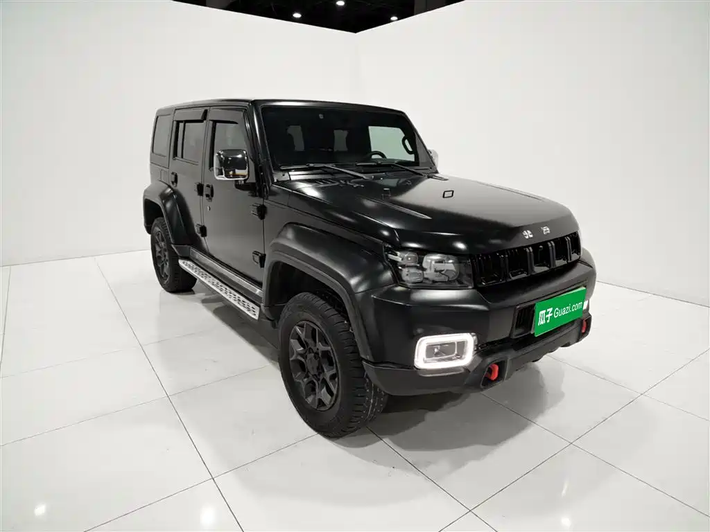 BAIC ORV Beijing Offroad BJ40 2024 2.0D Blade Hero Glory Edition фото 4