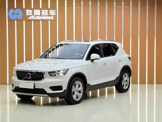 volvo xc40