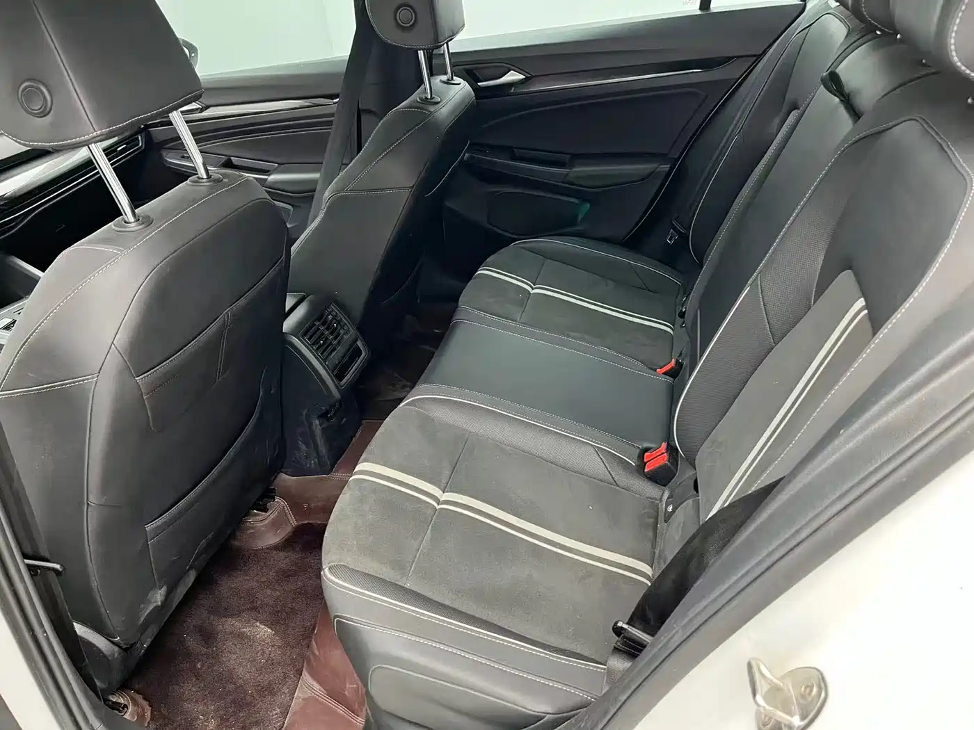 Volkswagen Golf 2021 280TSI DSG R-Line фото 9