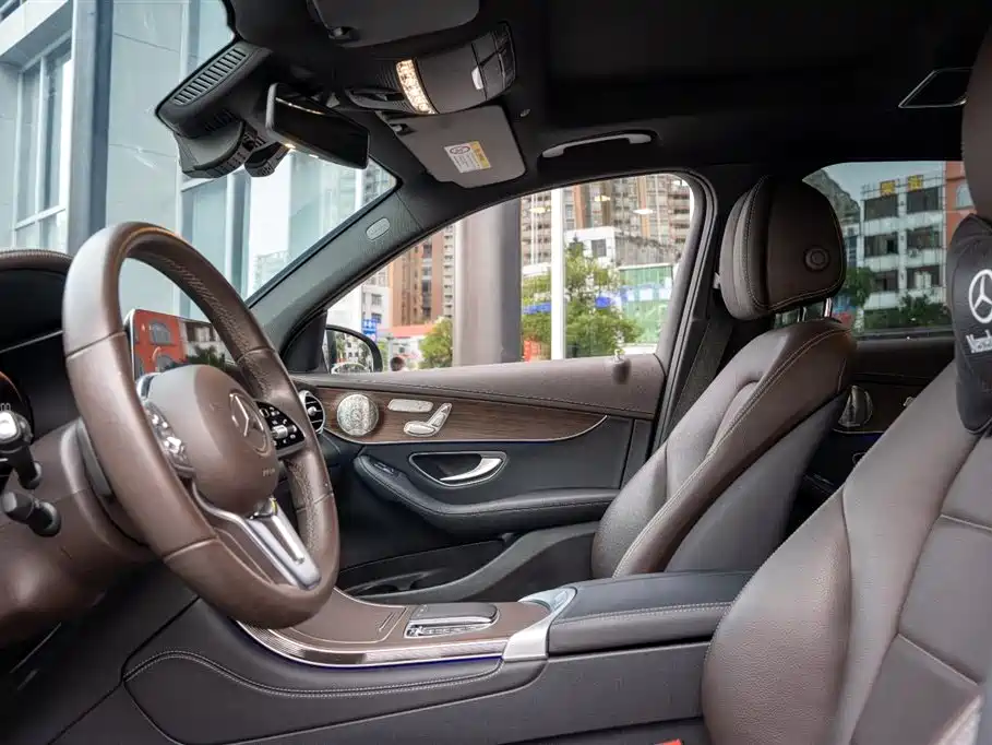 Mercedes-Benz GLC 2021 GLC 300 L 4MATIC Sporty фото 14