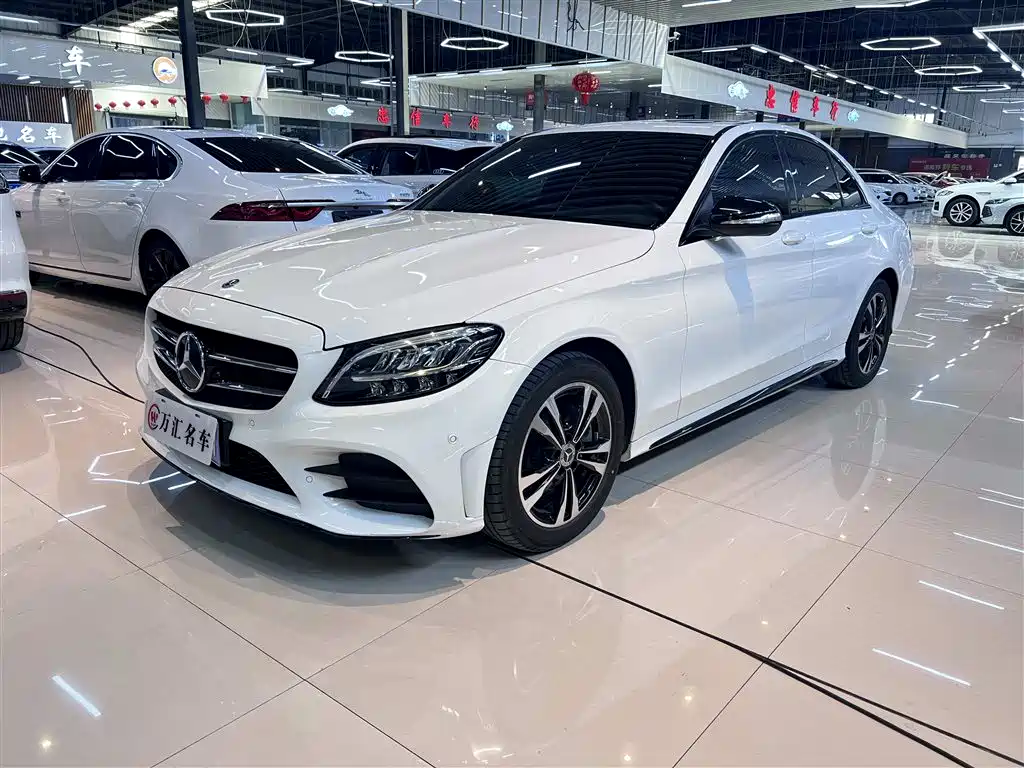 Mercedes-Benz C-Class 2016 C 200 L Sport фото 2