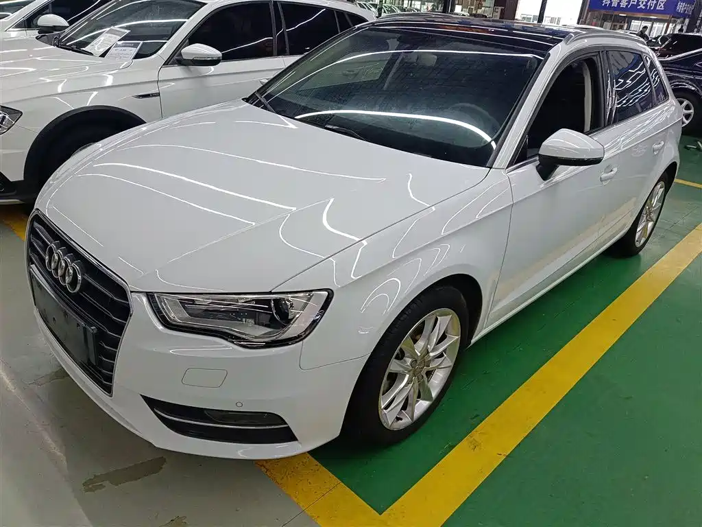 Audi A3 2016 Sportback 35 TFSI Style фото 2