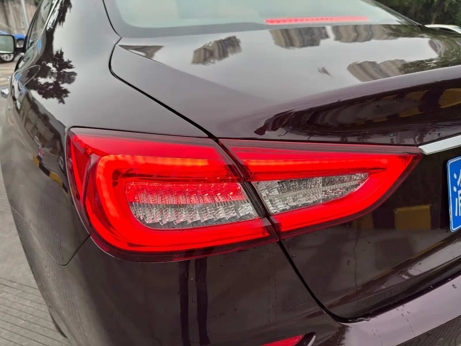 Photo 18 - Maserati Quattroporte