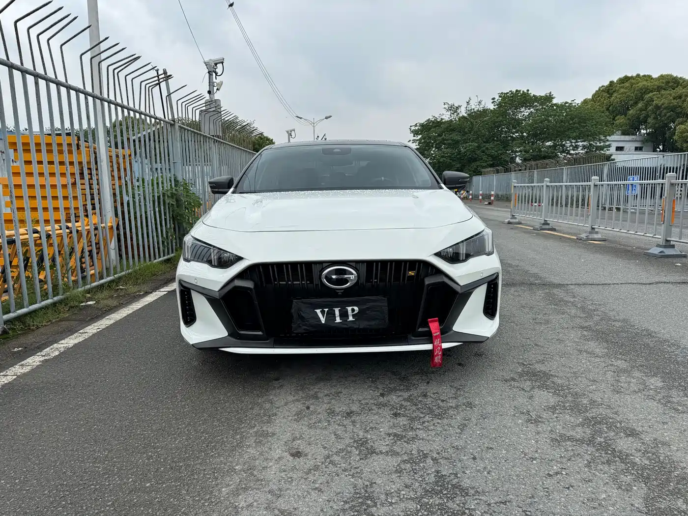 GAC Trumpchi Trumpchi Emkoo 2023 270T DCT J16 Edition фото 2
