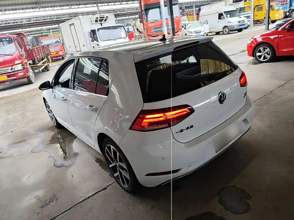 صورة 5 - Volkswagen Golf