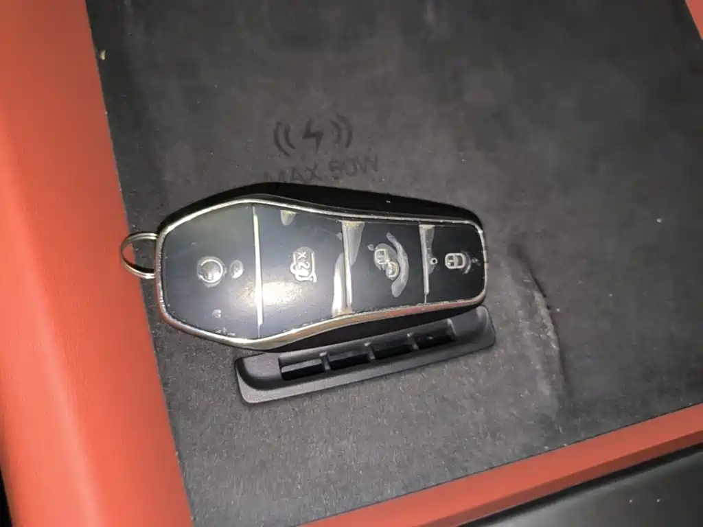 BYD Tang L 2025 2025 DM 175KM Drone Player Edition