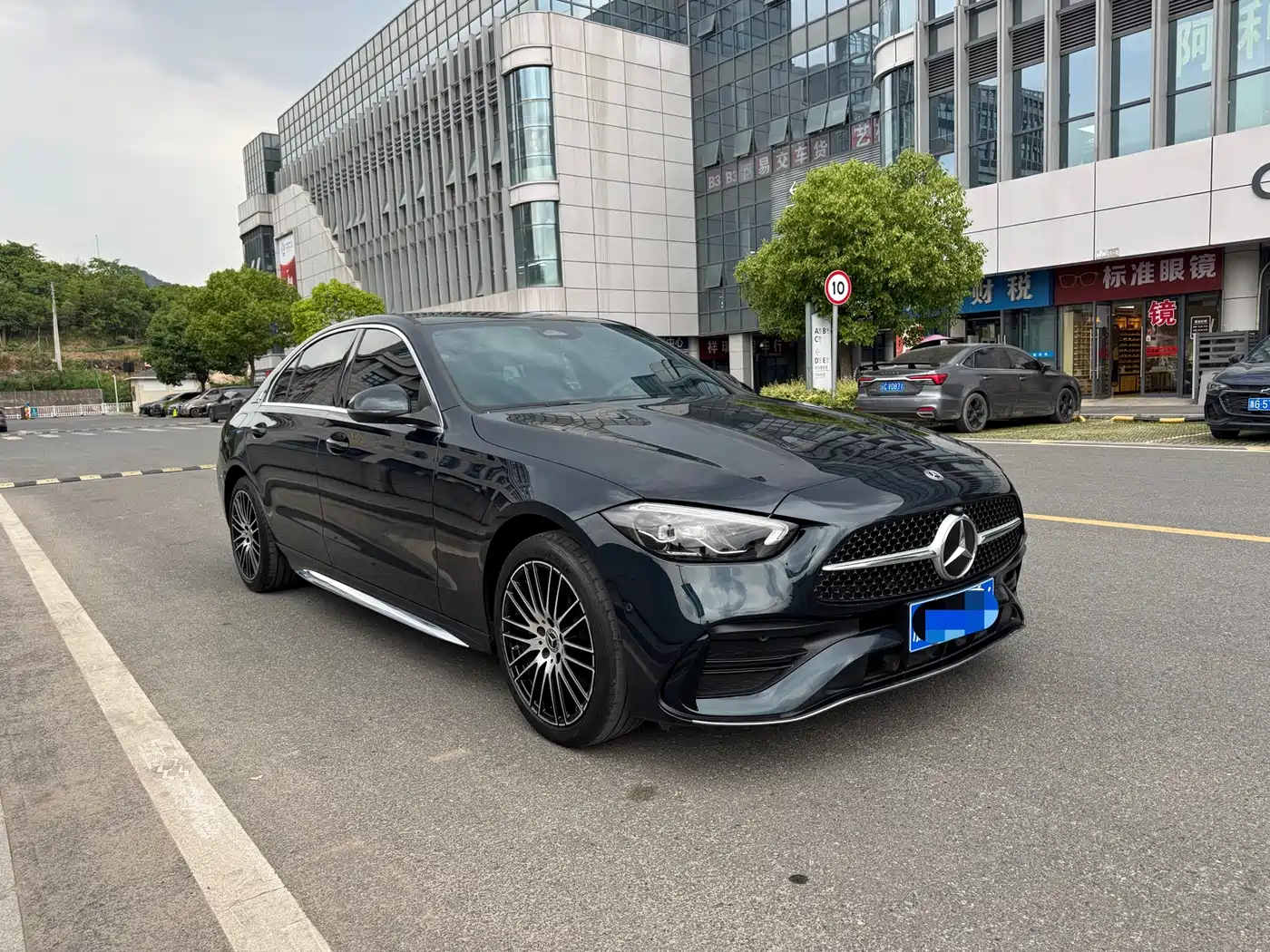 Mercedes-Benz C-Class 2022 C 260 L Sport Edition фото 3