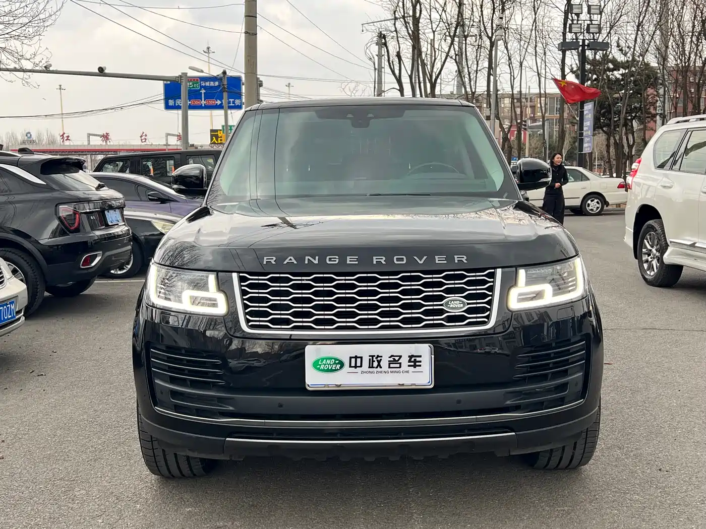 Land Rover Range Rover 2018 3.0 SC V6 Golden Age Edition фото 2