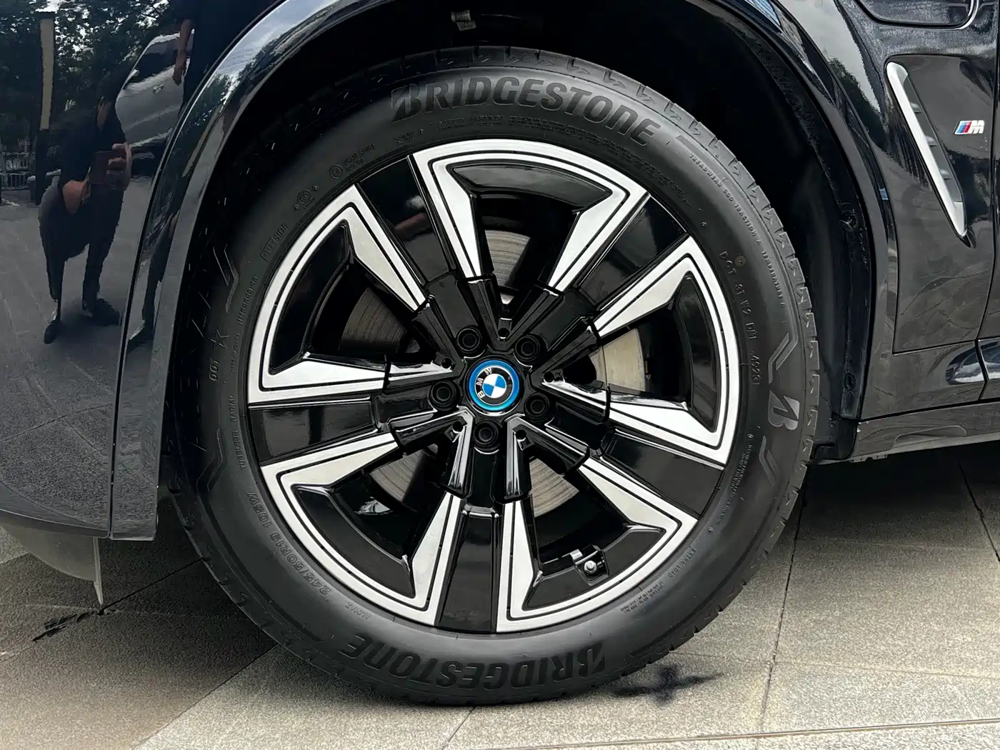 BMW iX3 2024 2023 Leading Type