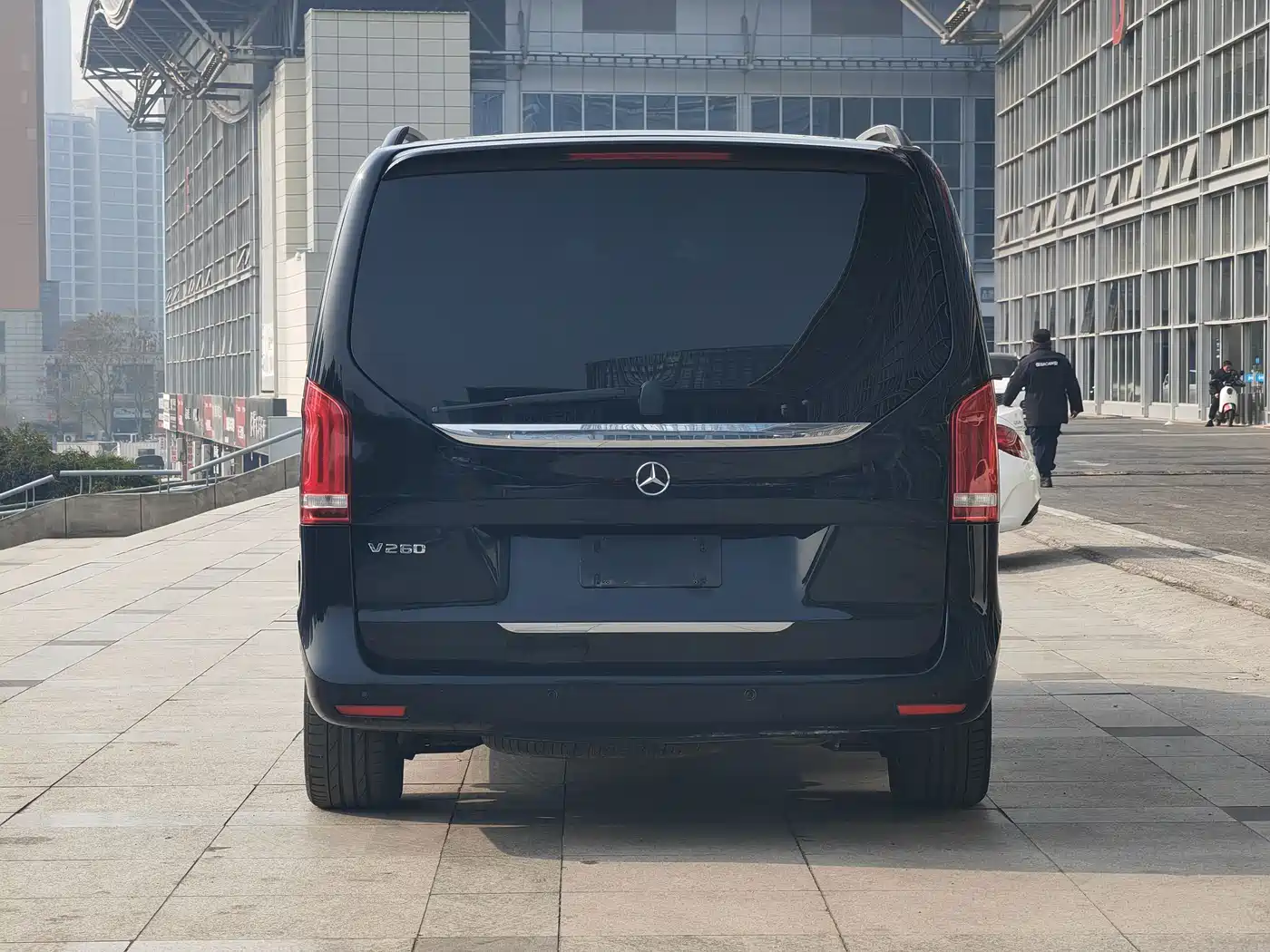 Mercedes-Benz V-Class 2018 V 260 Navigator Edition China VI фото 3