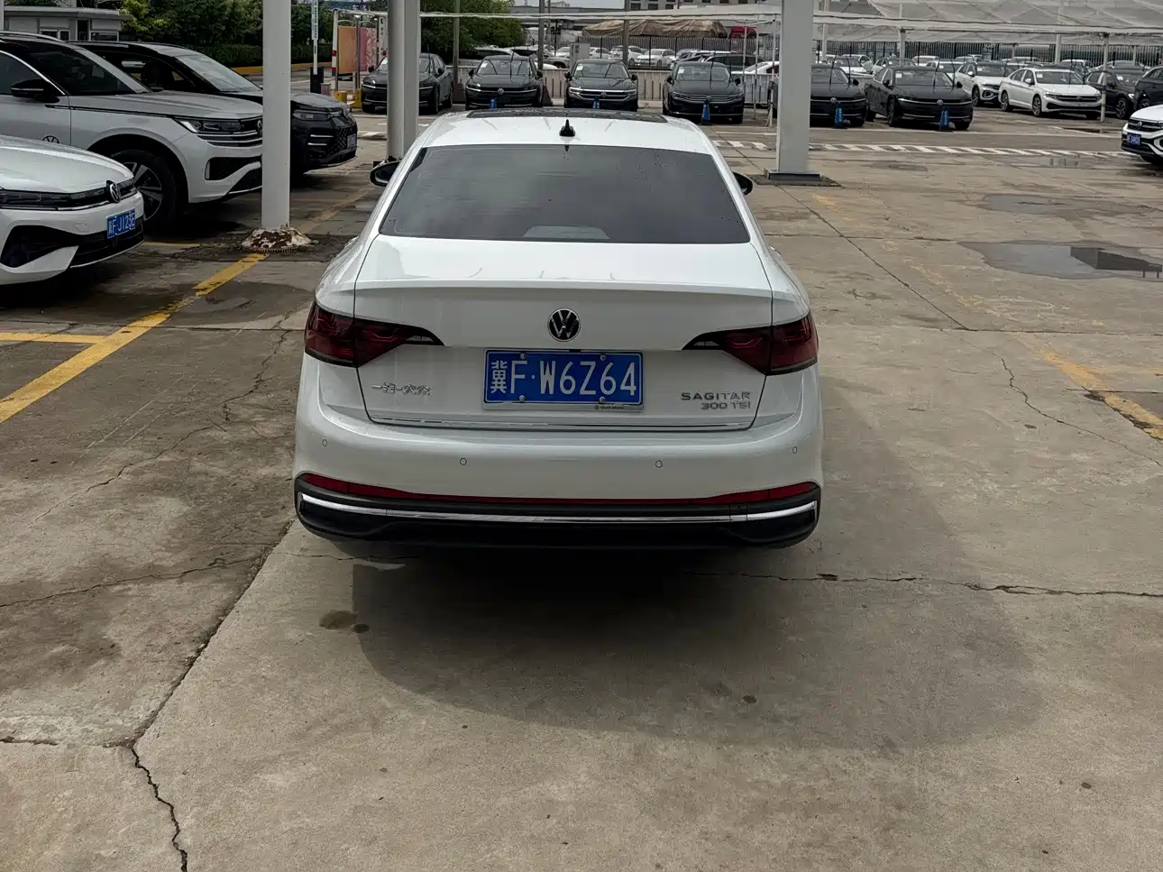 Volkswagen Sagitar 2025 300TSI DSG Excellence Edition фото 4